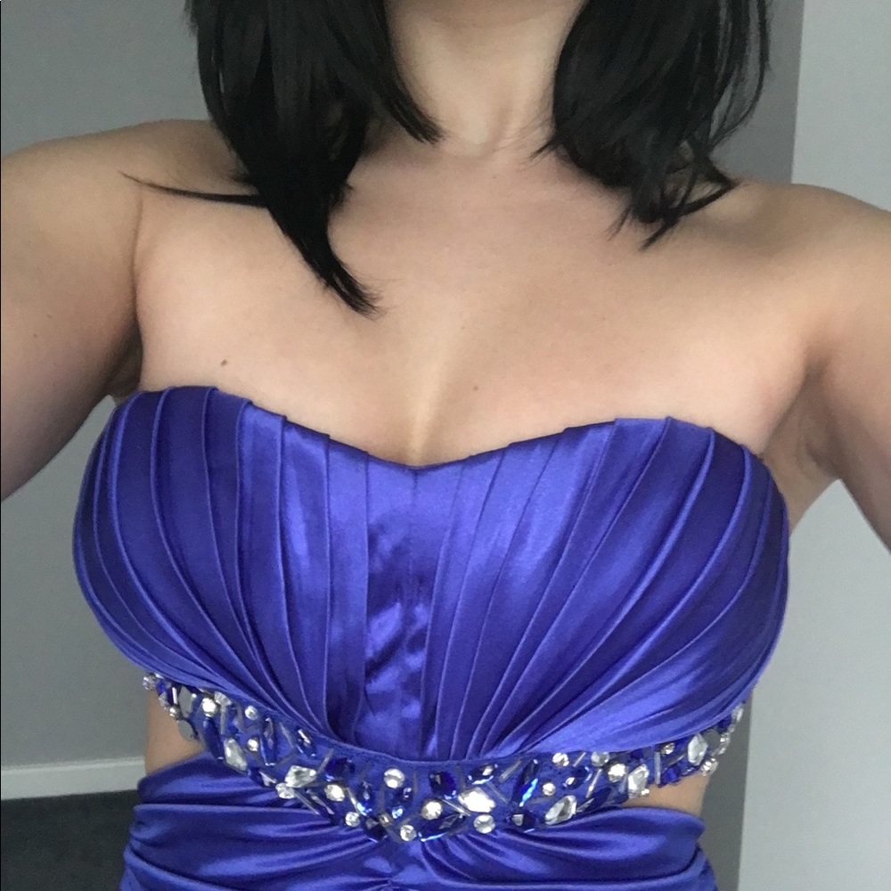 Royal blue semi-formal dress💙 - Picture 6 of 7